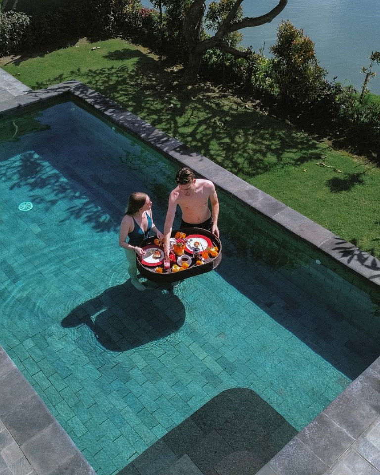 Instagram post from themanikkalisada. This post is in position 6.